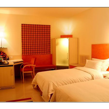 Aditya Hometel Haiderabad Kamer foto